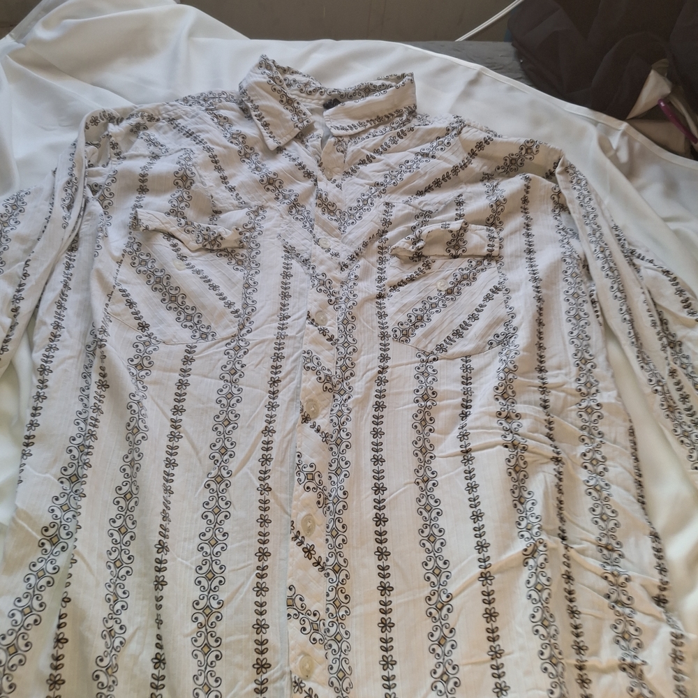 Men's Patterned Button Down Shirt - Black and White